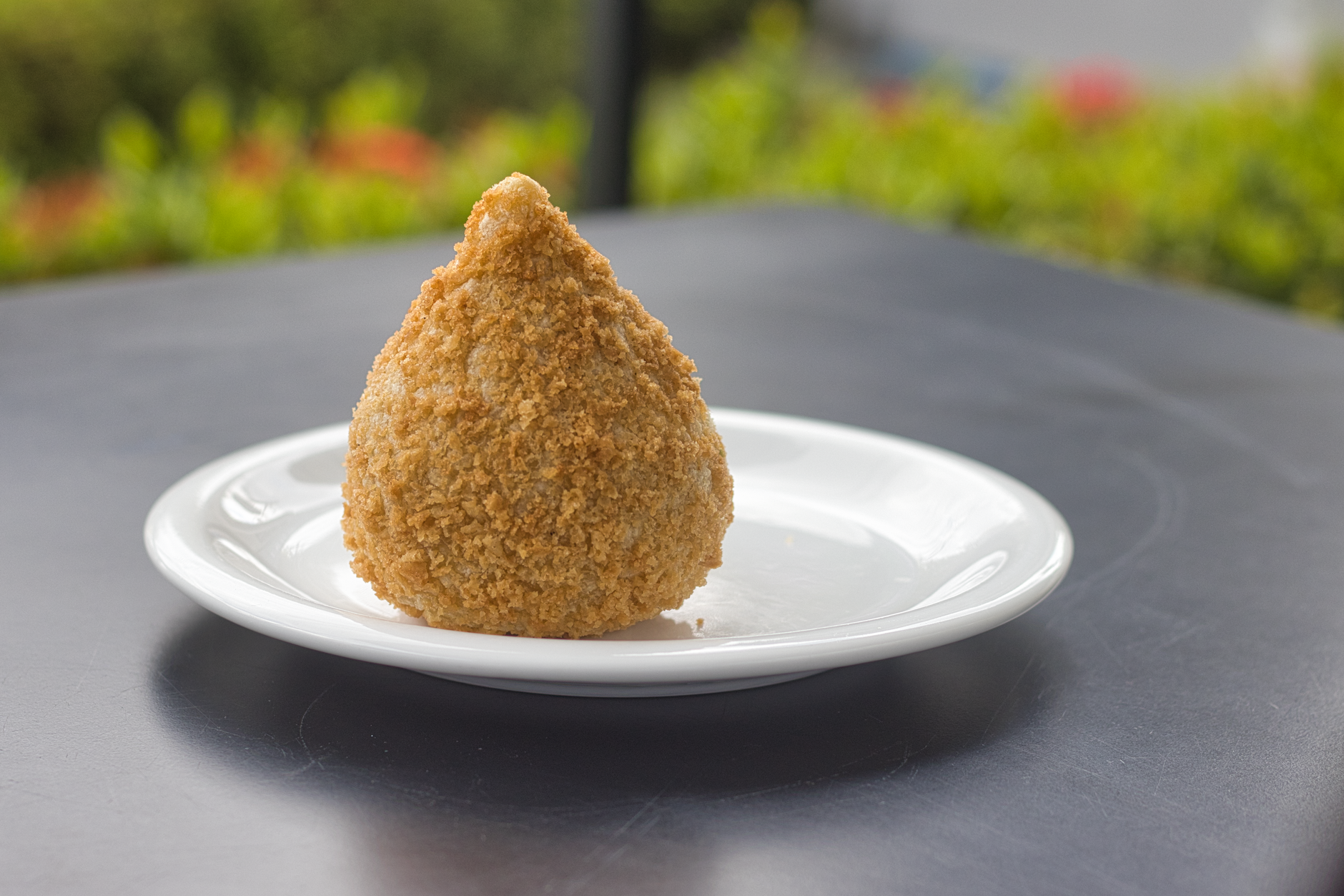 Braziliaanse coxinha - kipkroketjes in druppelvorm
