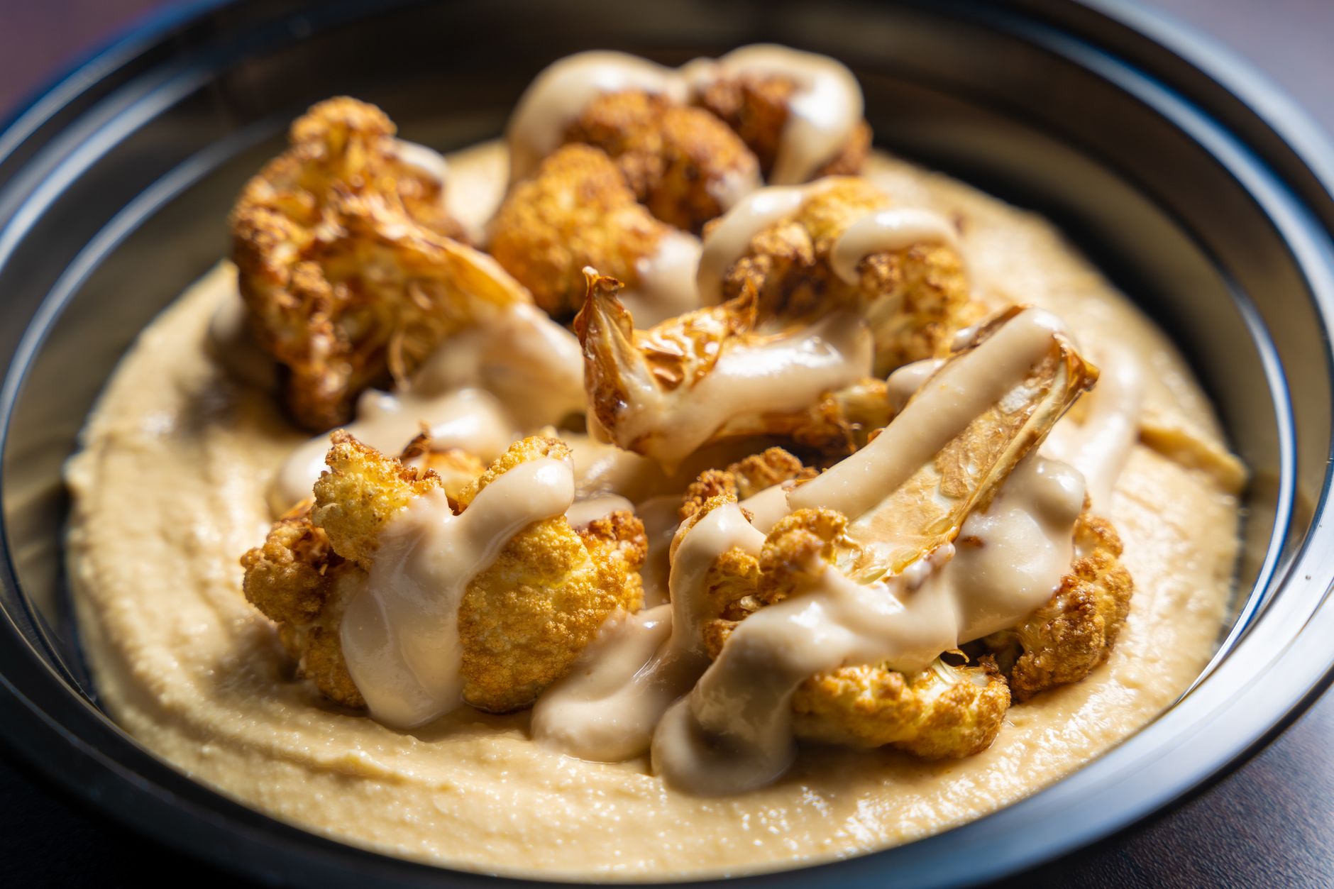 Geroosterde bloemkool met tahinsaus