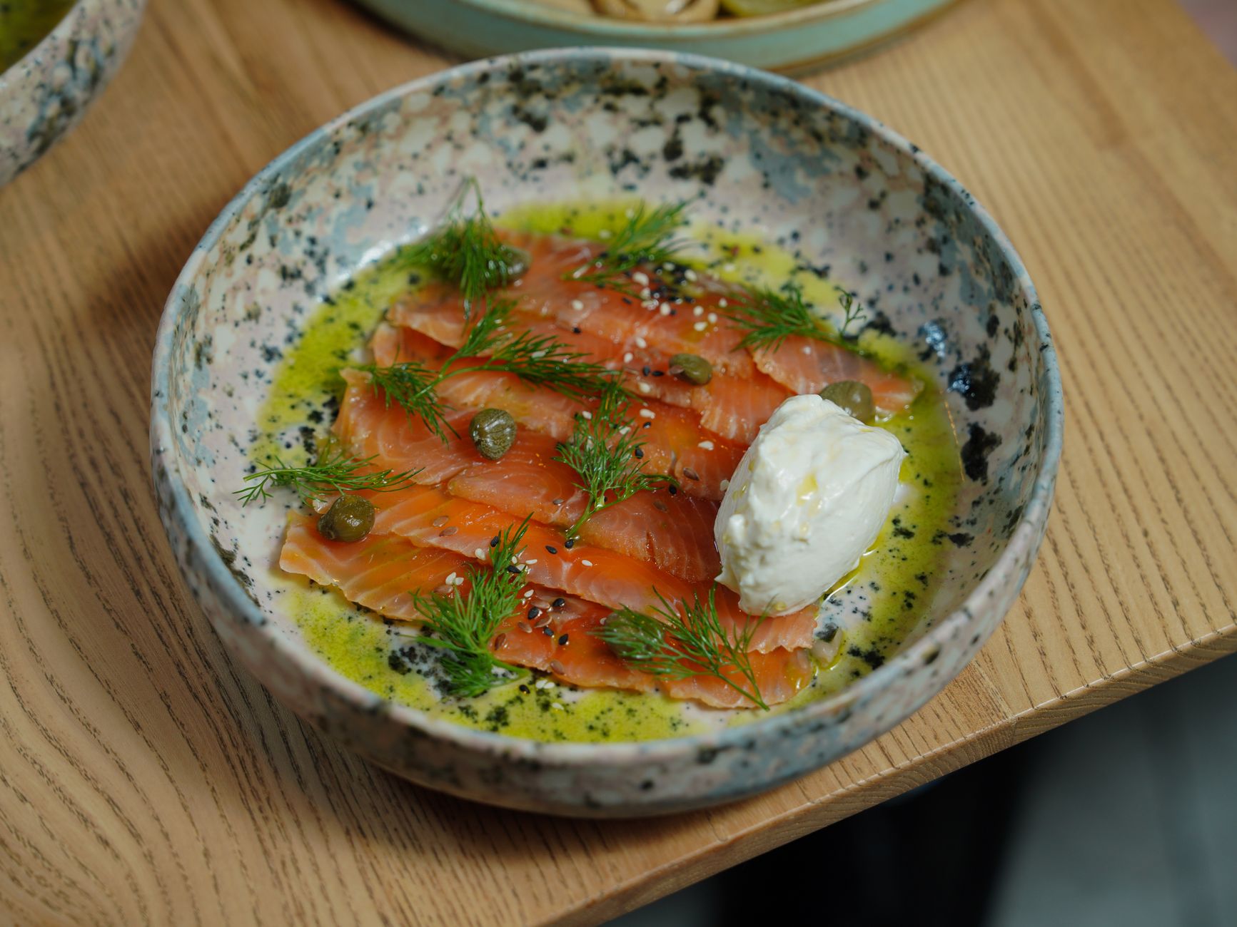 Gravlax met mosterd-dillesaus