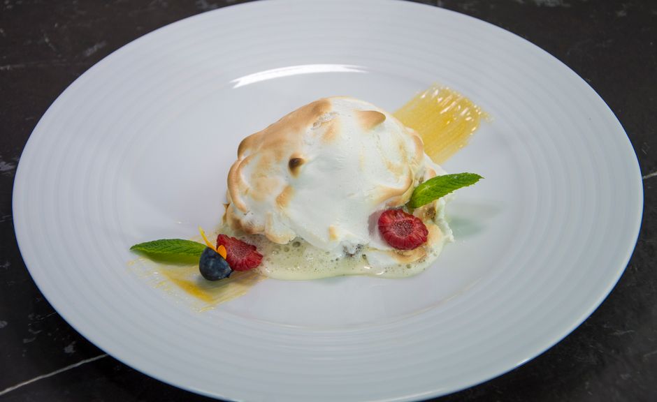 Île flottante - drijvende eilandjes op vanillesaus