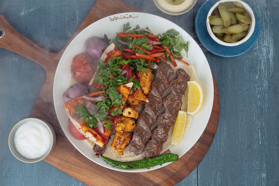 Lamskofta van de grill met munt
