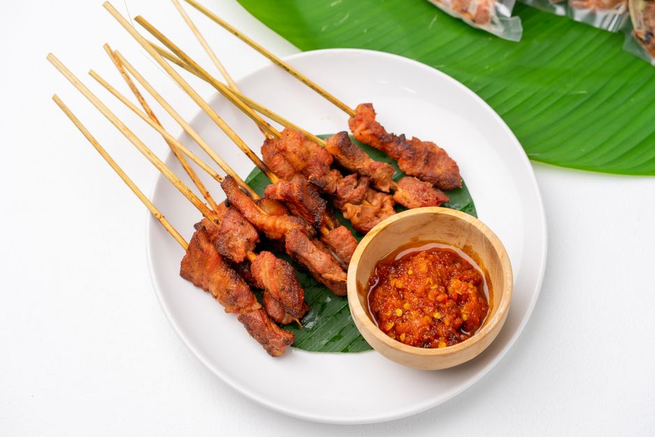 Moo ping, Thaise gegrilde varkensspiesjes
