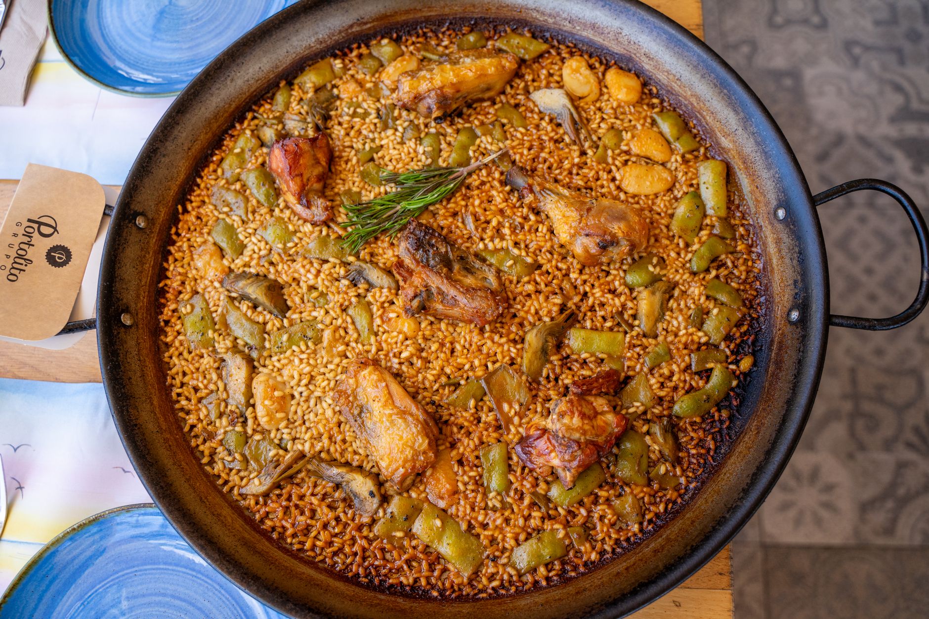 Paella valenciana